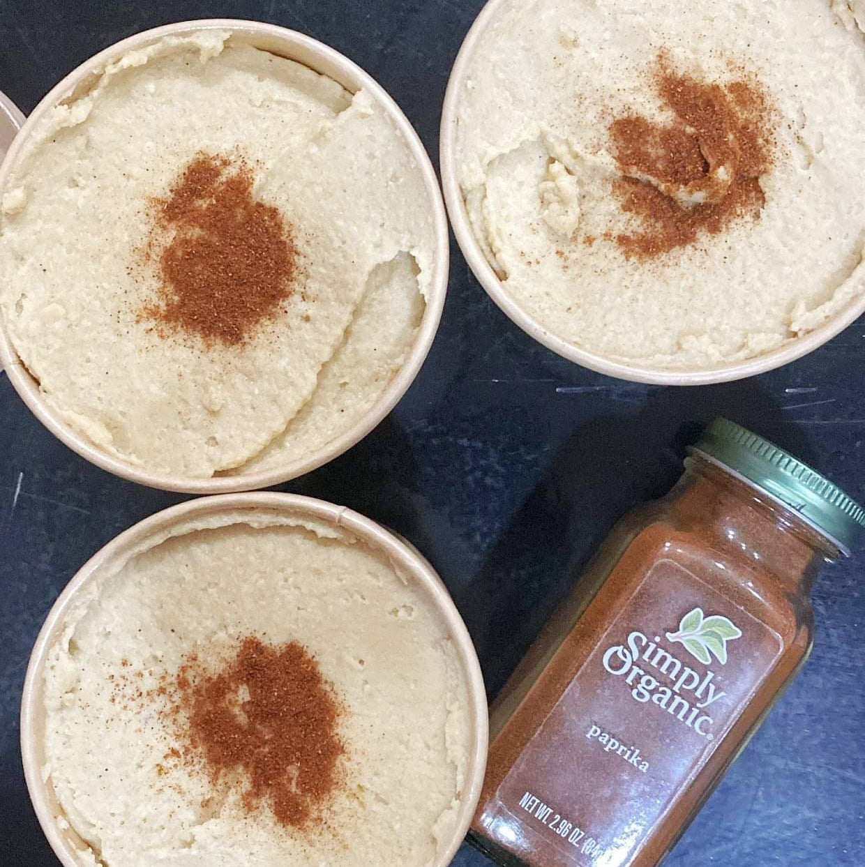 Hummus (50% less oil)