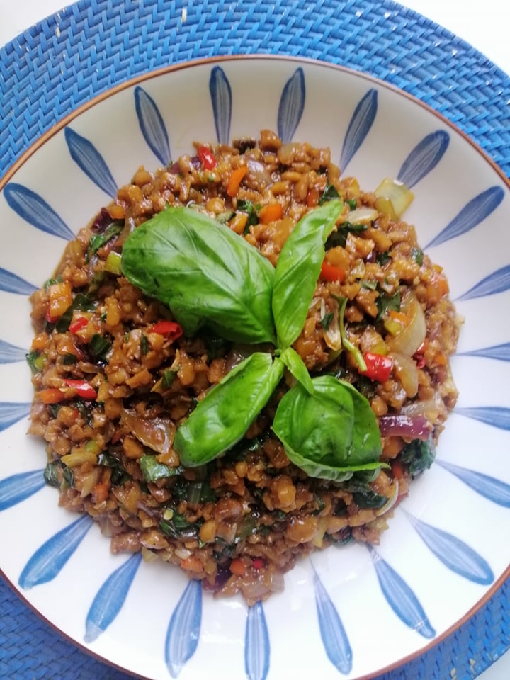 Thai Basil Minced "Pork" (Mildly Spicy 🌶️)
